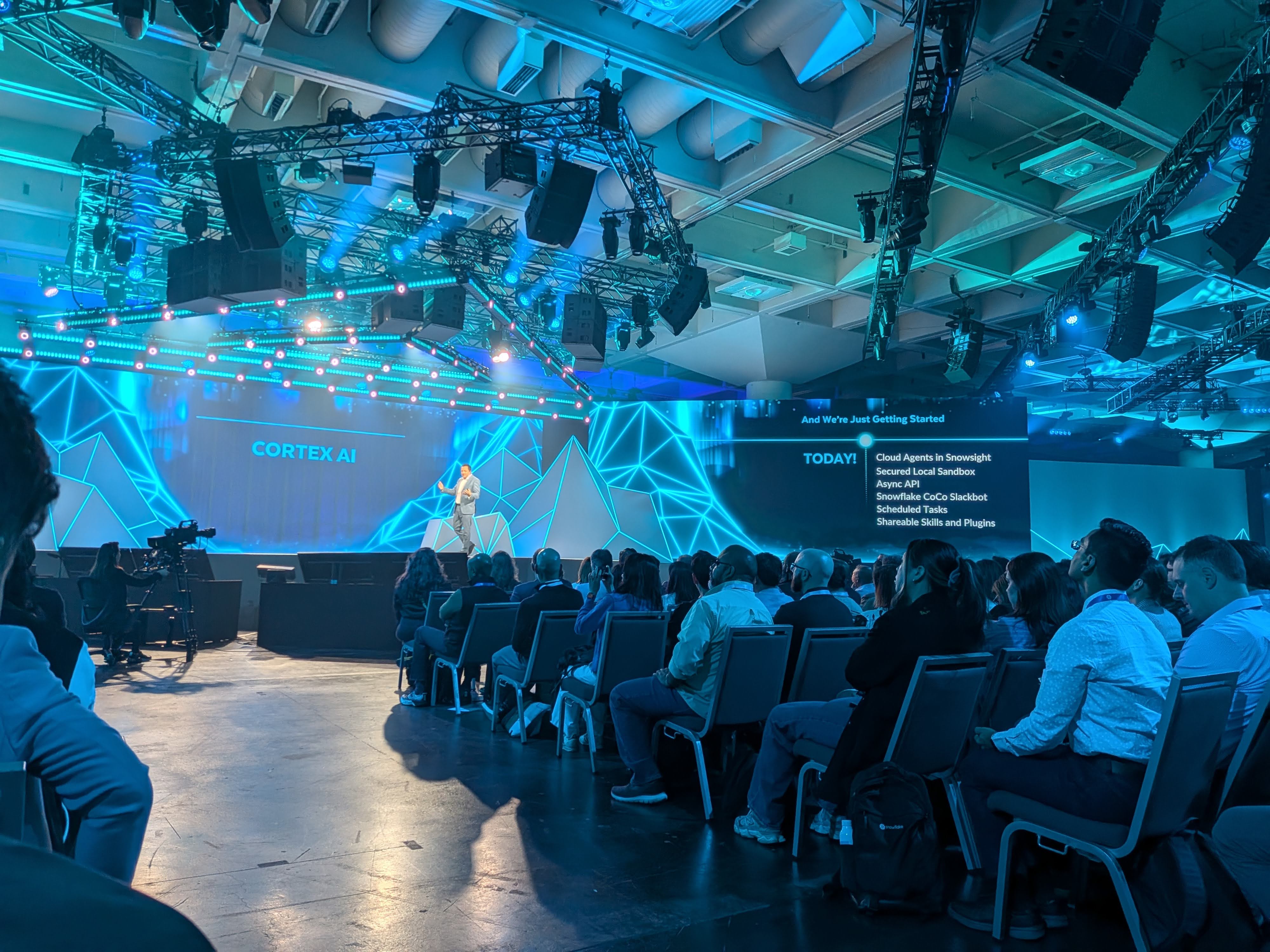 Cortex AI Cloud Agents — disponível hoje